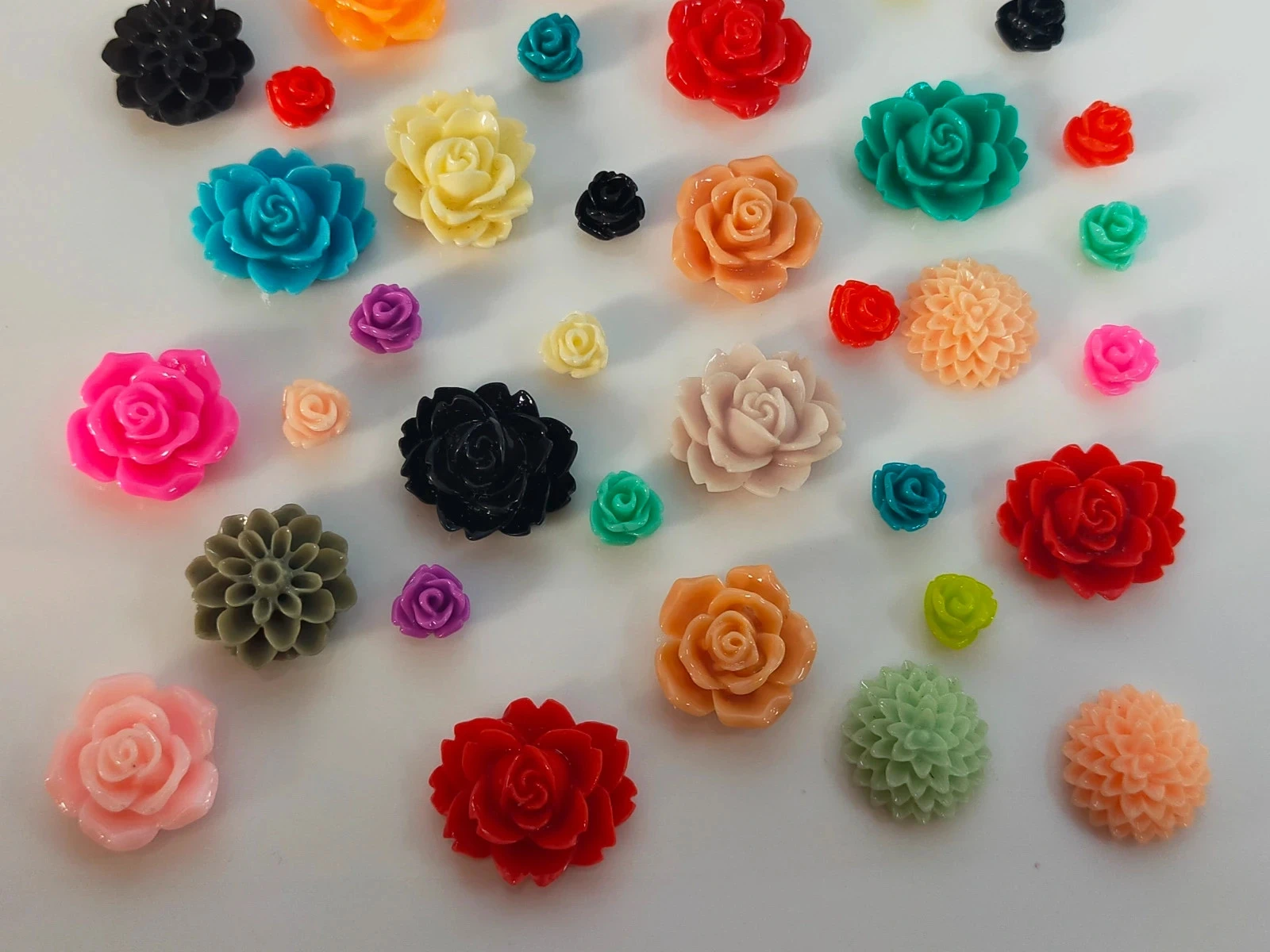 50 cabochons de resina em forma de flor lote nº6587 – photo 3